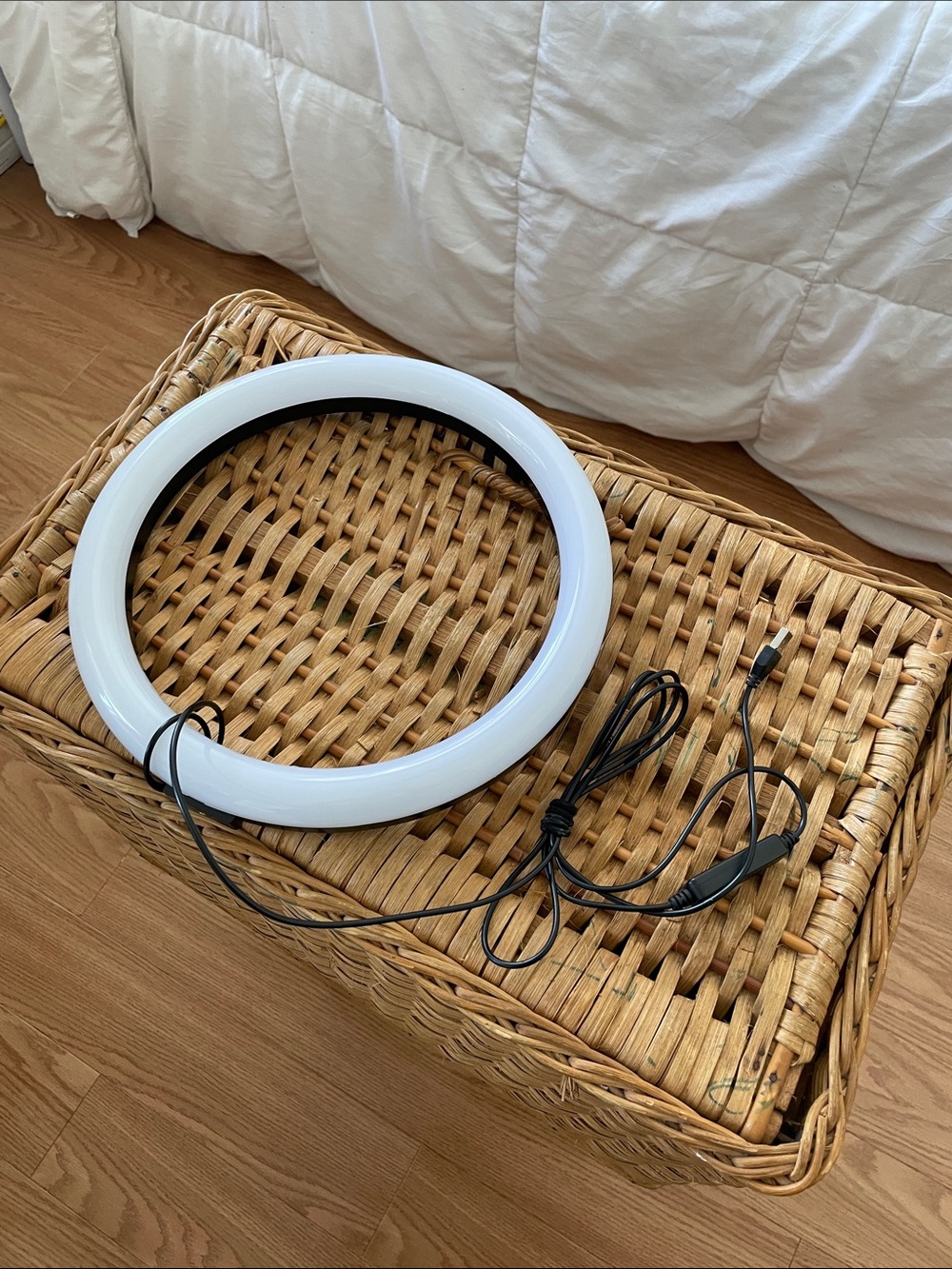 LED Ring Light with USB Cord - White